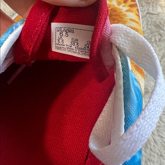 Vans Tie-Dye Sneakers – Juniors Size 6.5 (NWOB) - Picture 4 of 8